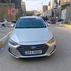 هیوندای ئەلەنترا